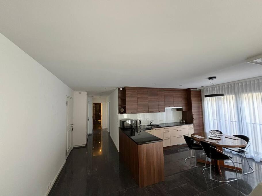 Center Park Apartment Interlaken Esterno foto
